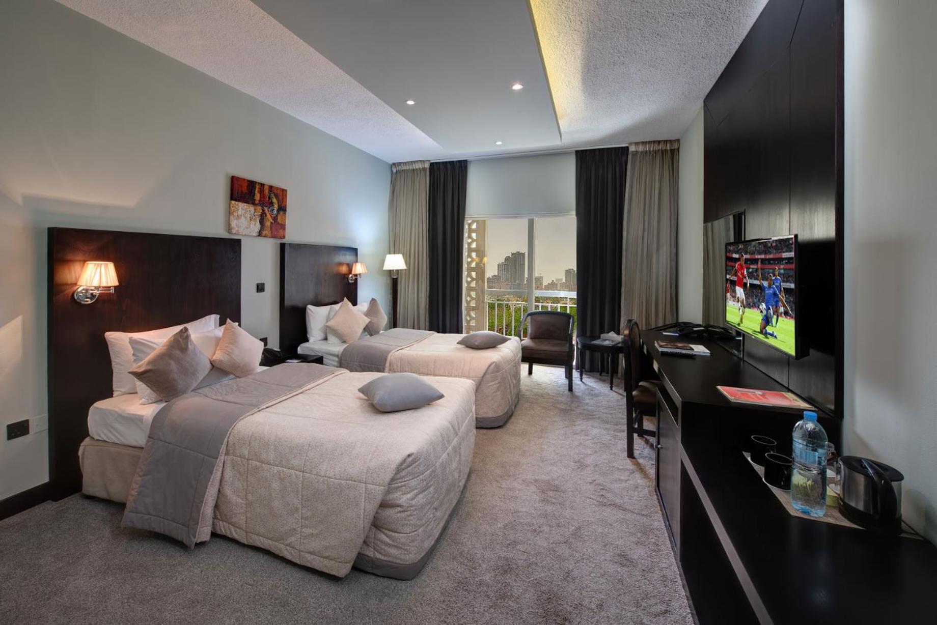 Sharjah Carlton Hotel מראה חיצוני תמונה